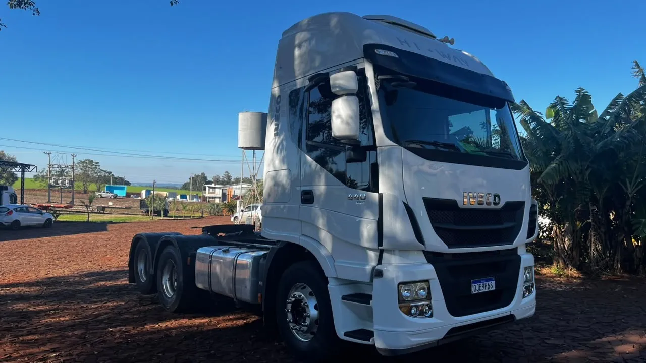  Caminhao Iveco_stralis (1).jpg 