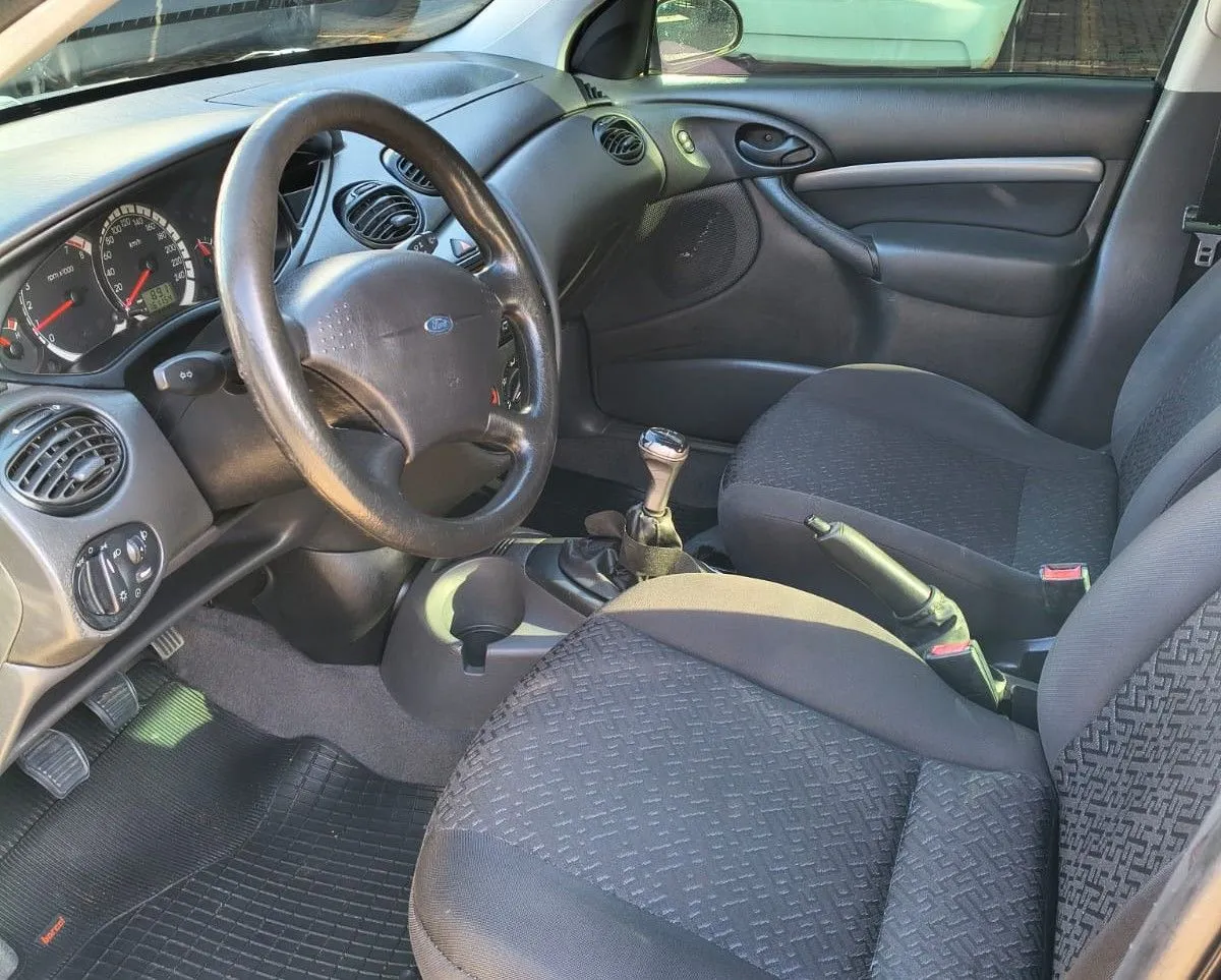  Ford Focus 2008 (5).jpg 