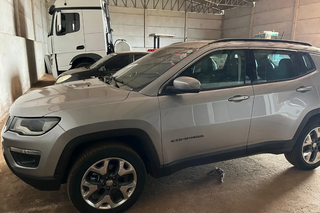  Jeep Compass 