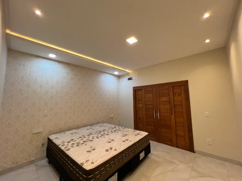  Casa Bombnhas - Rua Joao de Barro - suite quarto.png 