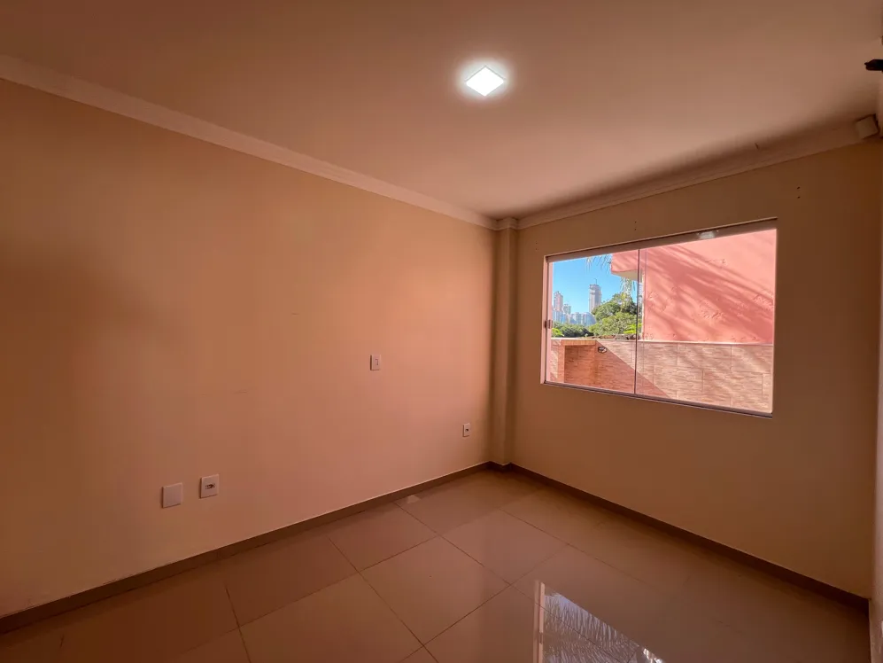  Casa Pereque - Fotos - Quarto.png 