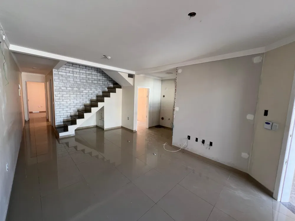  Casa Pereque - Fotos - Sala.png 