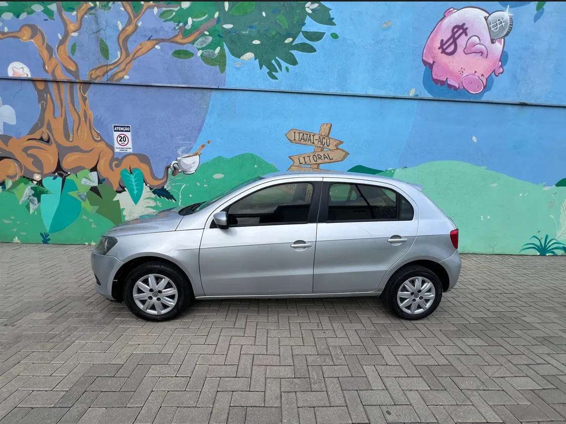  Gol - MKZ8502 - lateral.png 