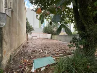 Terreno no bairro Meia Praia - dentro1.png