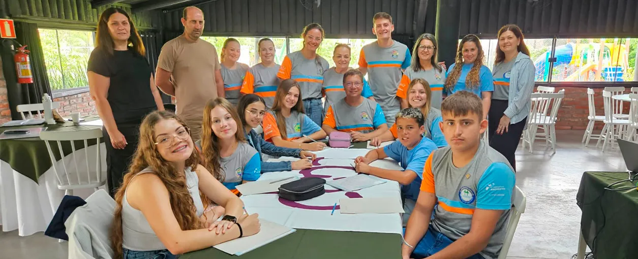  A Fecoopes Centro Serra, desde a sua fundação vem trilhando um caminho de transformação para seus associados. 