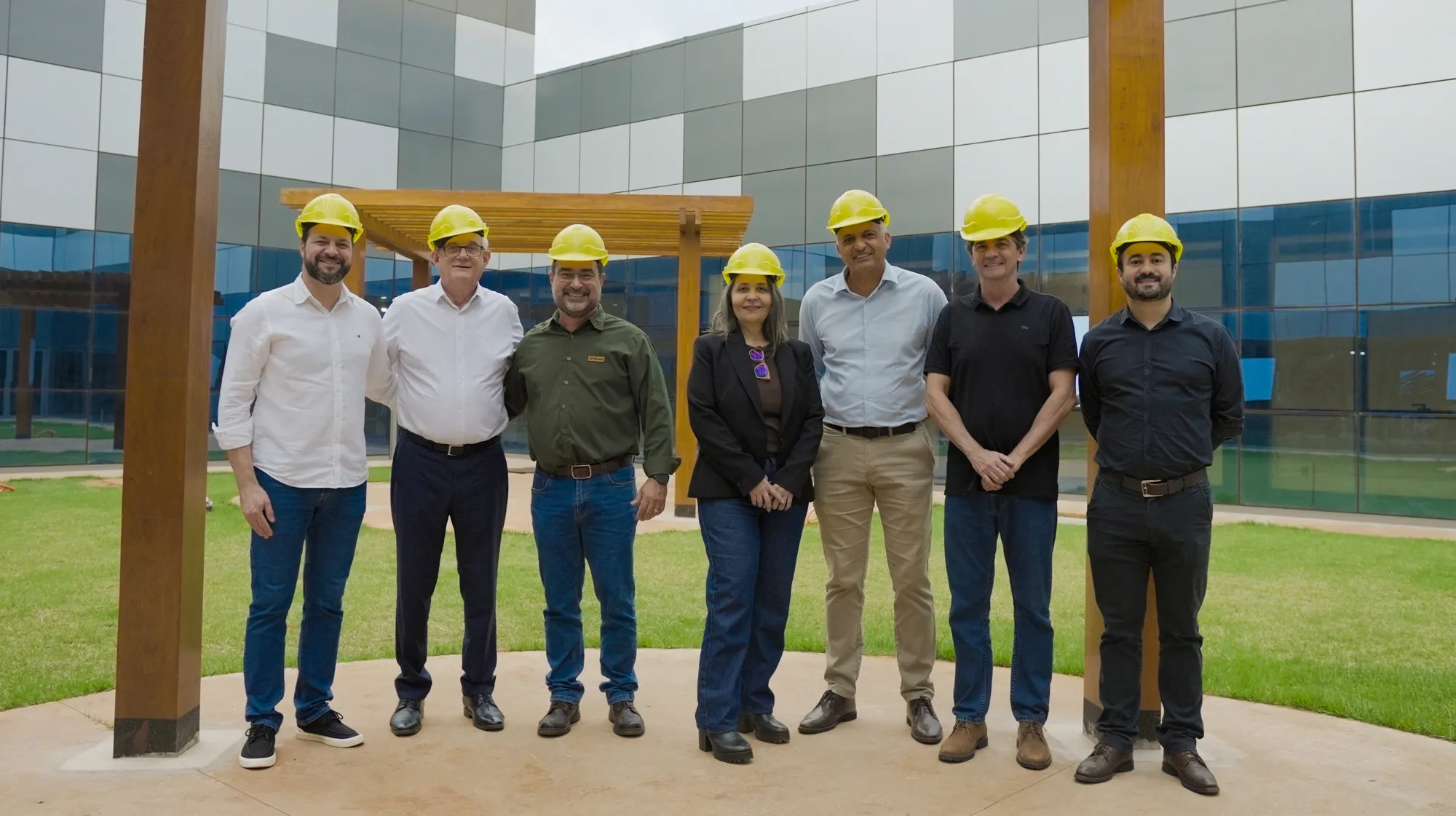  Sicredi---Visita-SicrediPar-ao-Hospital-de-Amor-(capa)-2 