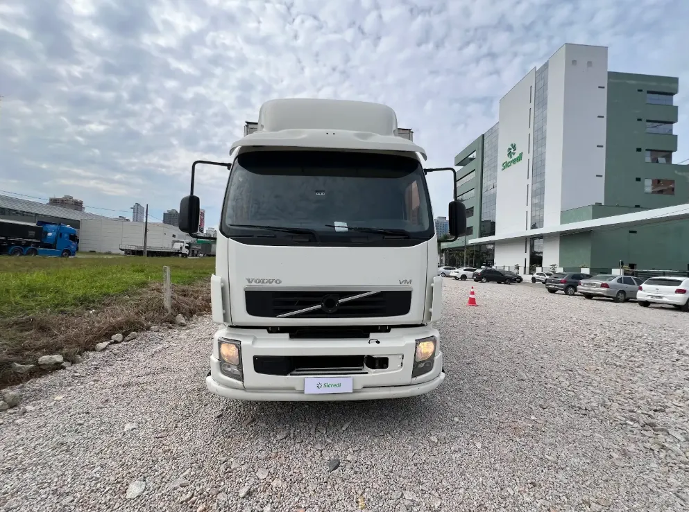  Caminhão VM 220 - OMP3E64 - FRENTE 1 