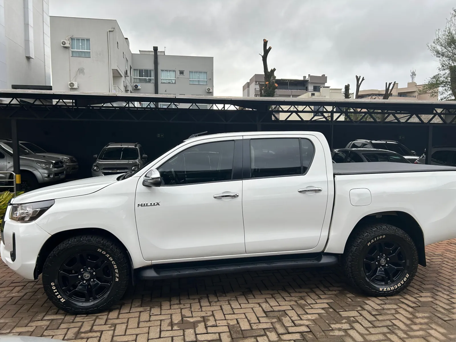  hilux .png 