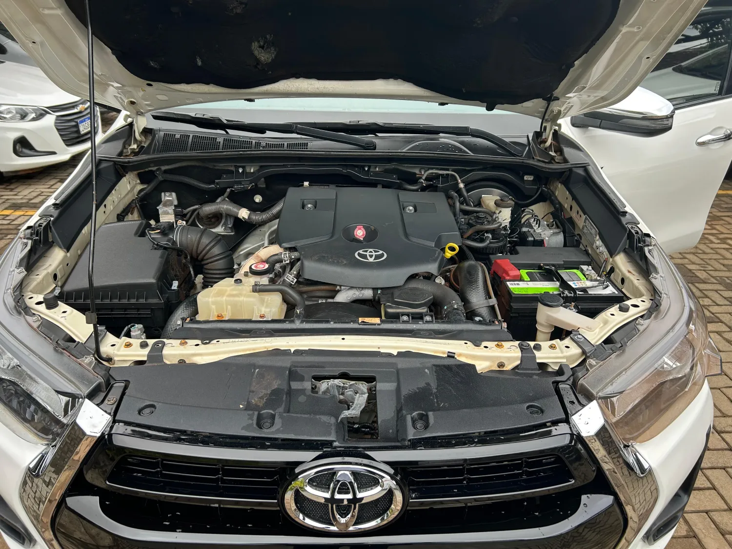  hilux  3.png 
