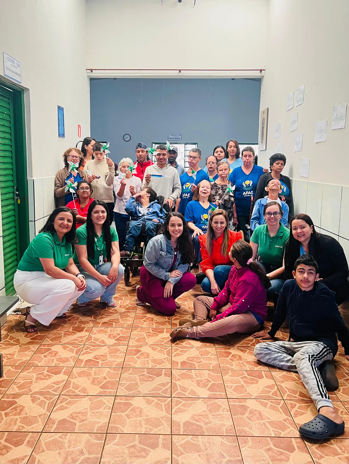  Dia C de Cooperar - Café da Manhã Solidário com os Assistidos da APAE em Matutina (7).jpg 