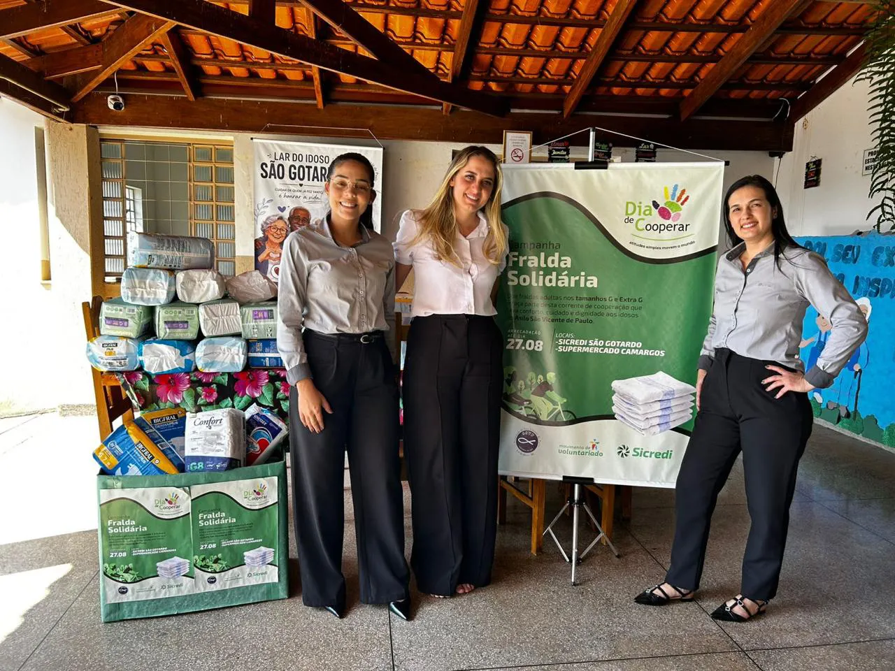  Dia C de Cooperar - Campanha Fralda Solidaria São Gotardo (2).jpg 