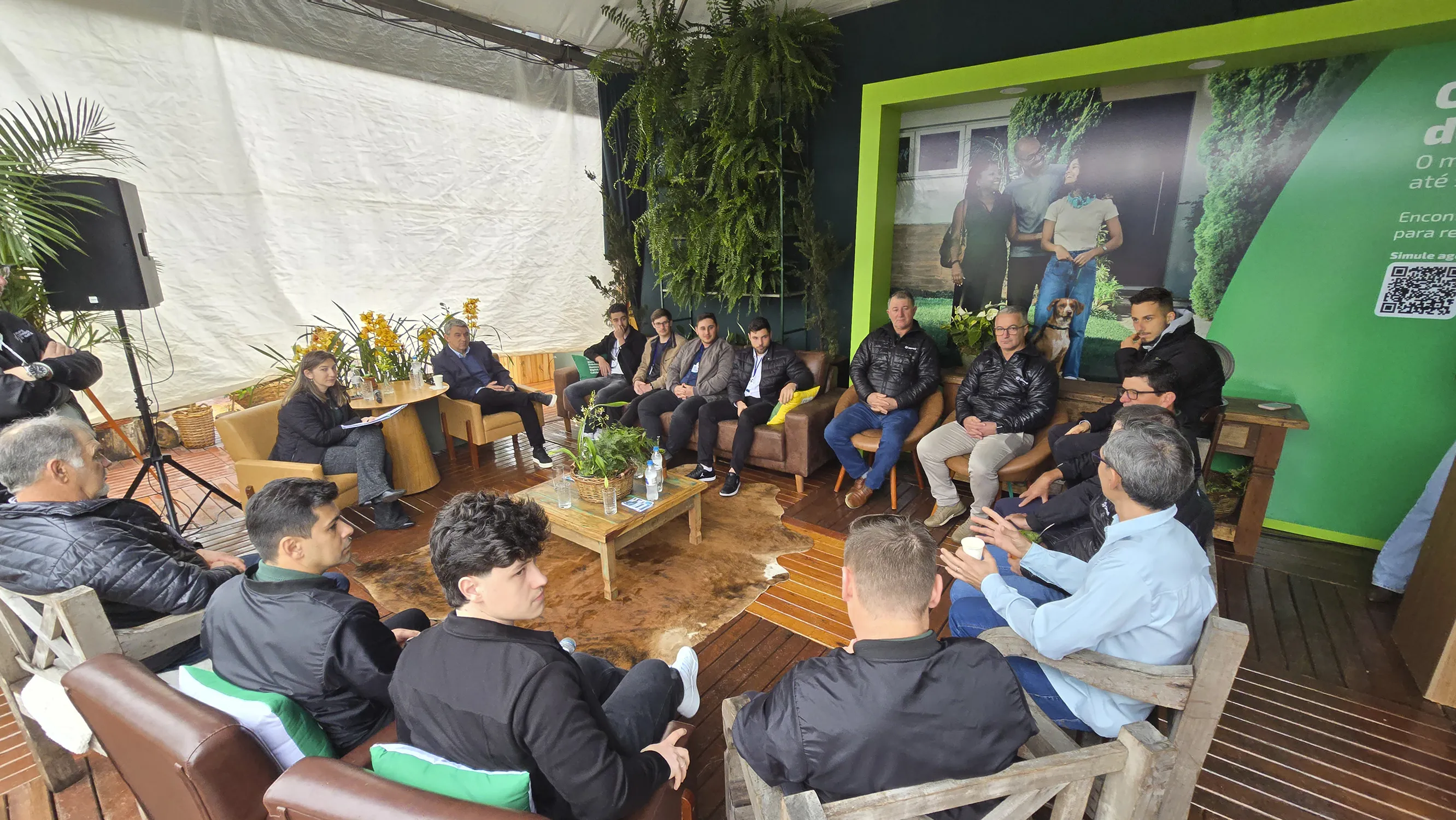  painel atuação jovem Femate (1) 