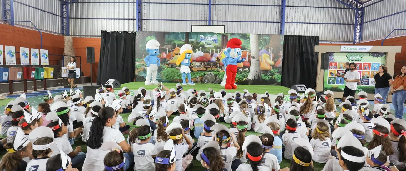  Smurfs_1300x550.jpg 