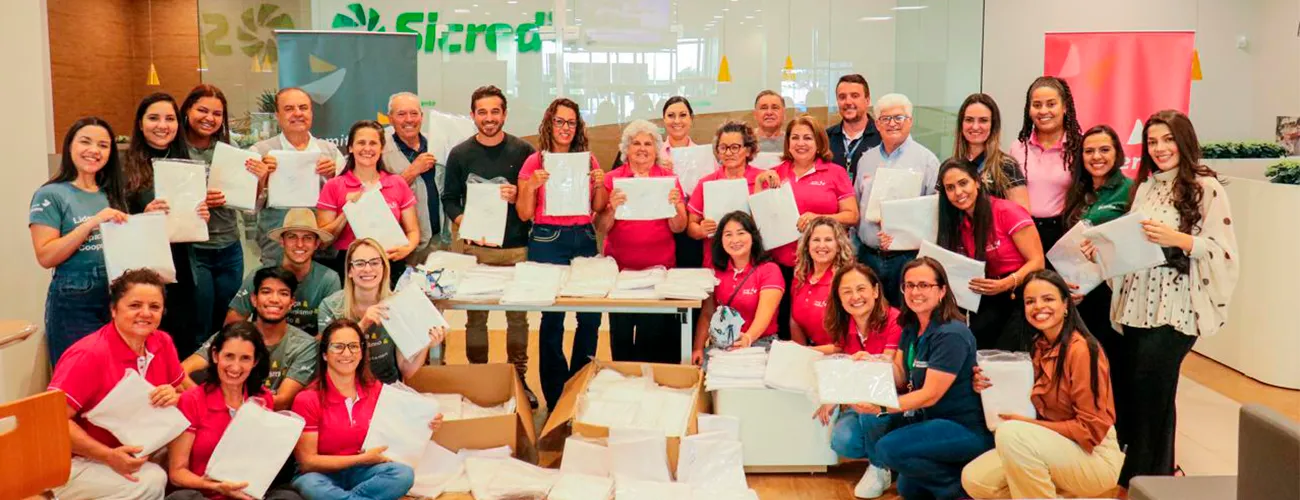  Projeto do Sicredi doa mais de 500 lençóis à Santa Casa de Ubiratã.jpg.png 