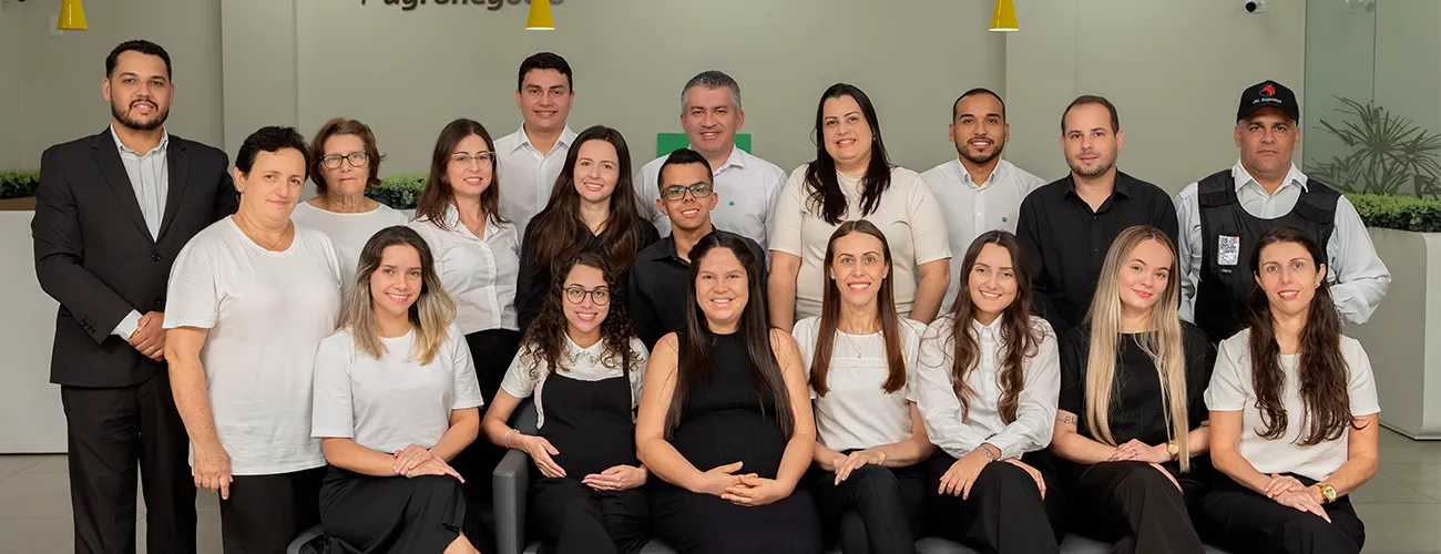  Equipe da agência Sicredi em Iporã.png 