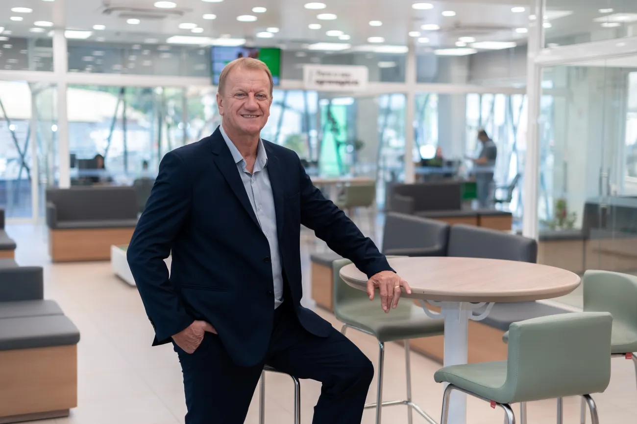  ADV01545.jpg 