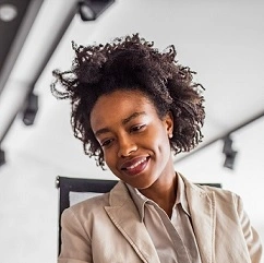  Empresária usando o crédito Antecipação 