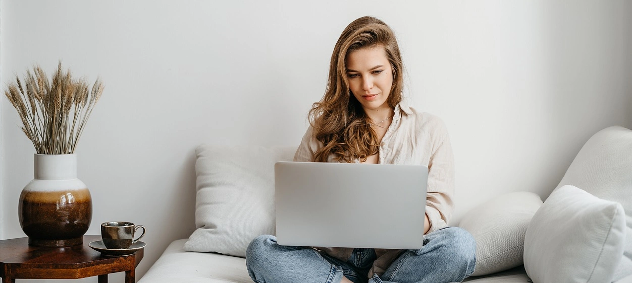  Investir sozinho ou via fundos de investimentos - Investimentos - Blog do Sicredi.jpg 