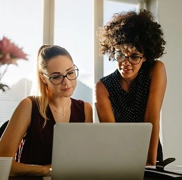  associadas lendo a nota economica semanal do sicredi 