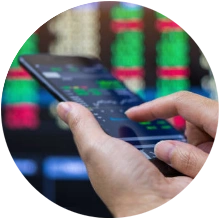  mão segurando telefone celular 