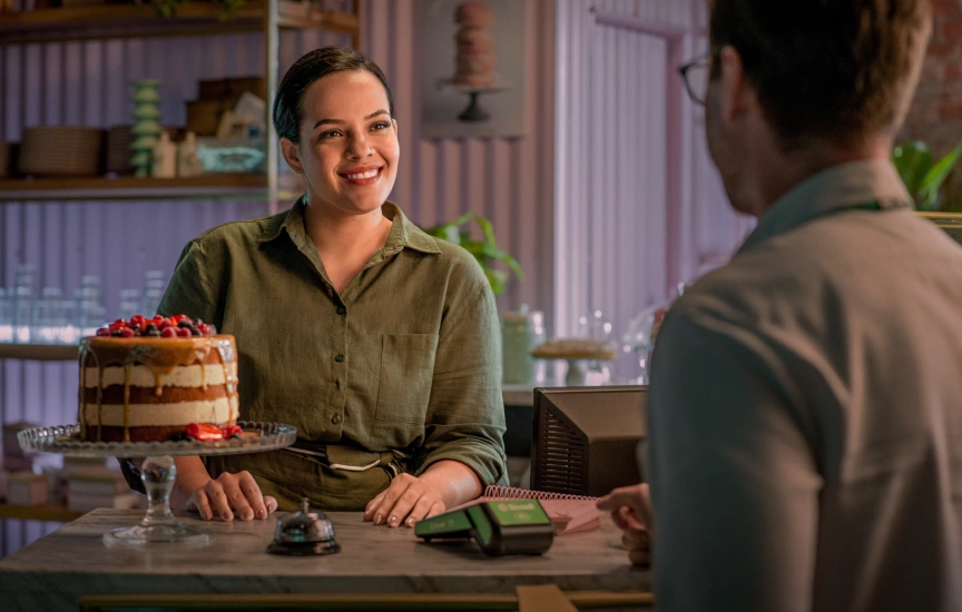  Associada do Sicredi utilizando a máquina de cartões do Sicredi 