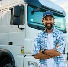  Novo consorciado do Sicredi conhece nossas soluções para caminhões, tratores e utilitários 