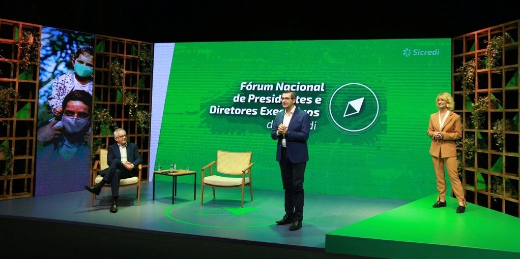  Líderes do Sicredi debatem cenários e tendências econômicas em Fórum Nacional-12979547688929218663.jpg 